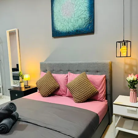 Core Soho Suites Kota Warisan Sepang Klia Airport Free Wifi By Bka Legacy Exterior photo