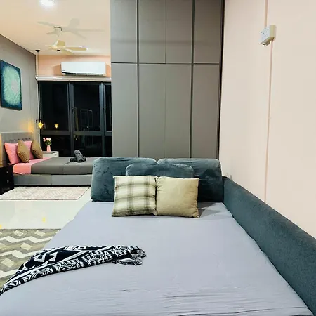 Core Soho Suites Kota Warisan Sepang Klia Airport Free Wifi By Bka Legacy Exterior photo