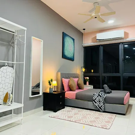 Core Soho Suites Kota Warisan Sepang Klia Airport Free Wifi By Bka Legacy Exterior photo