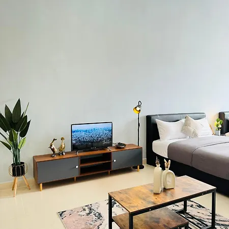 Core Soho Suites Kota Warisan Sepang Klia Airport Free Wifi By Bka Legacy Exterior photo