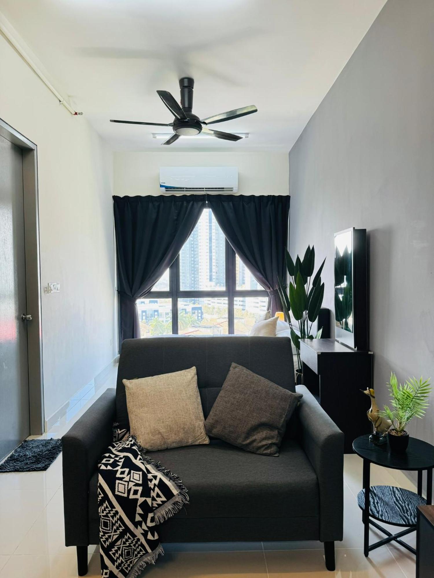 Core Soho Kota Warisan Klia Airport Free Wifi By Bka Legacy Apartment Sepang